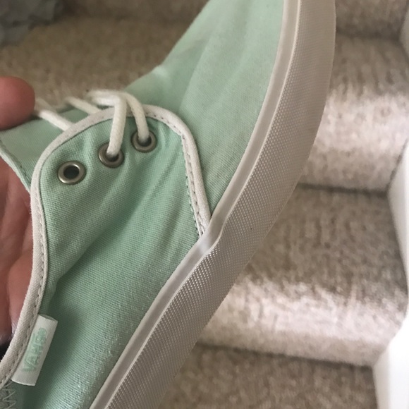 vans surf shoes womens